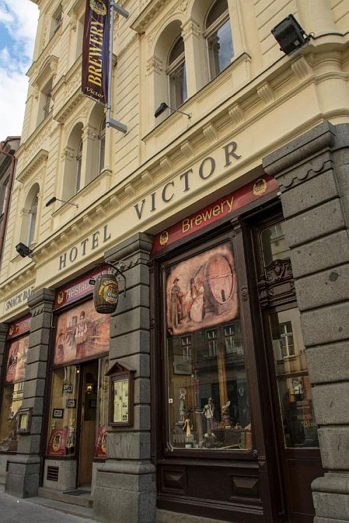 hotel-victor.jpg